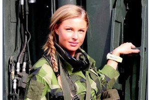 Принцесса Швеции на службе в армии